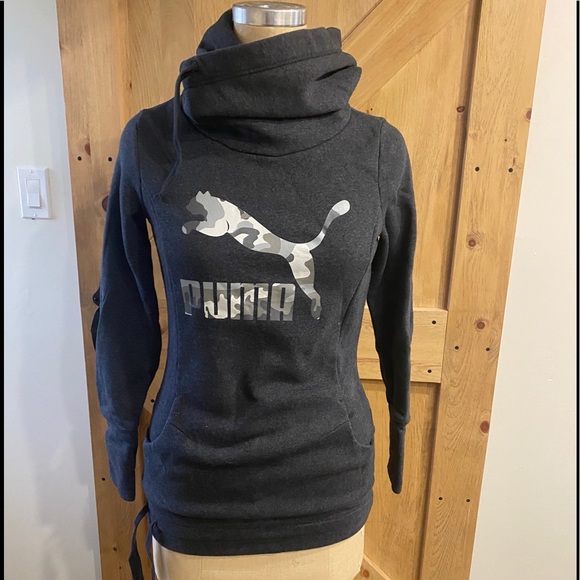 Women’s Puma Sweatshirt - Picture 1 of 2